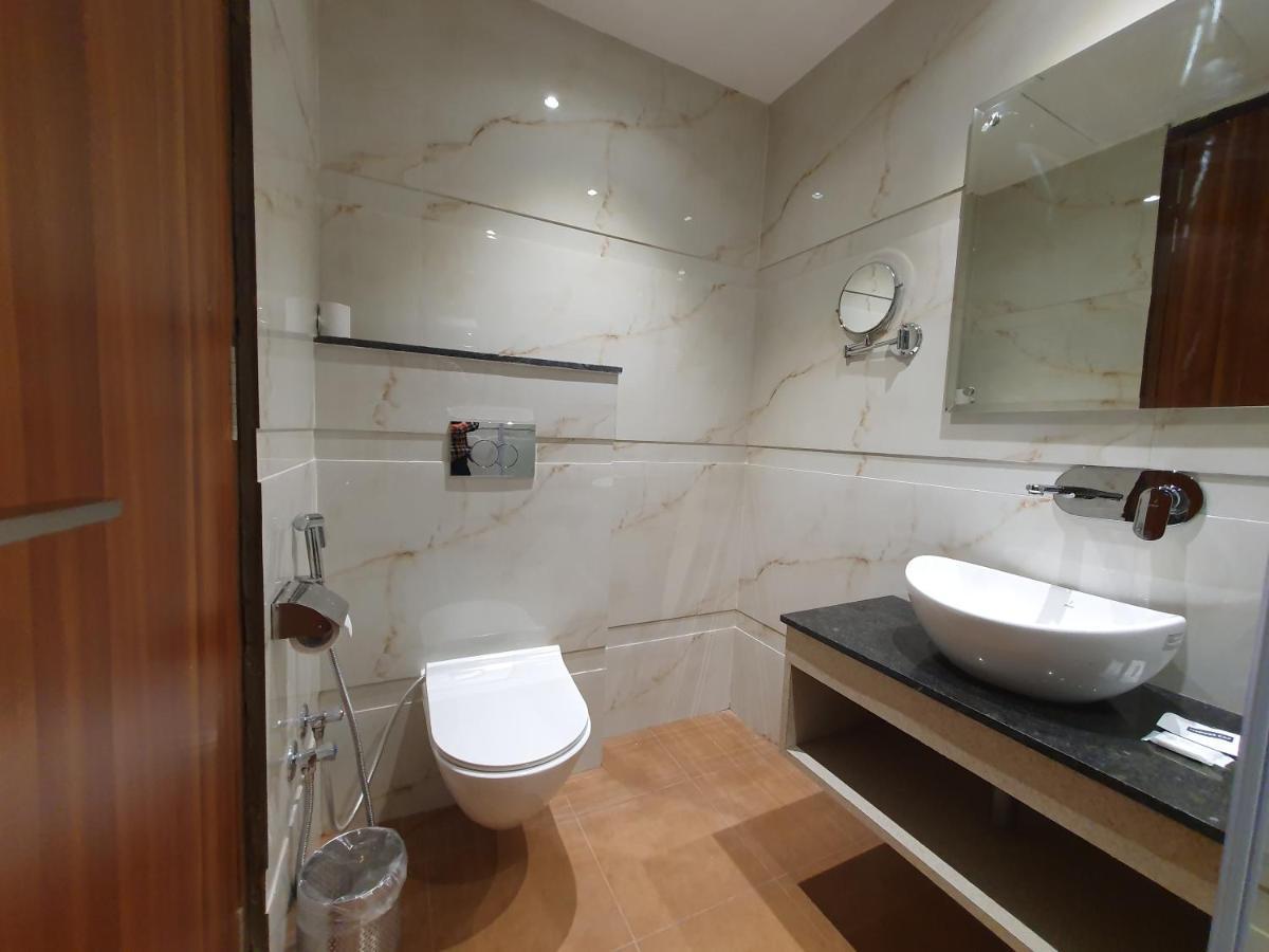 Hotel Classio Royale Αμριτσάρ Εξωτερικό φωτογραφία