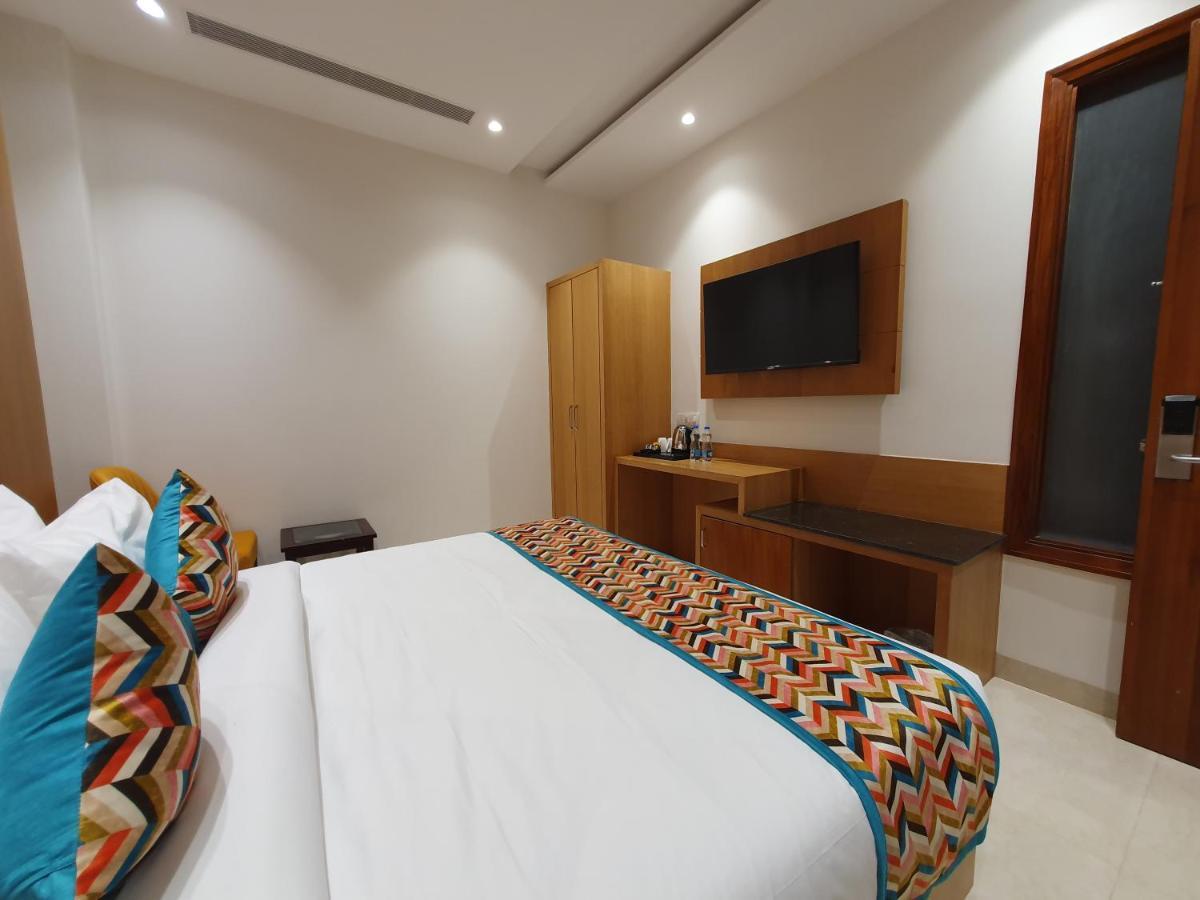 Hotel Classio Royale Αμριτσάρ Εξωτερικό φωτογραφία