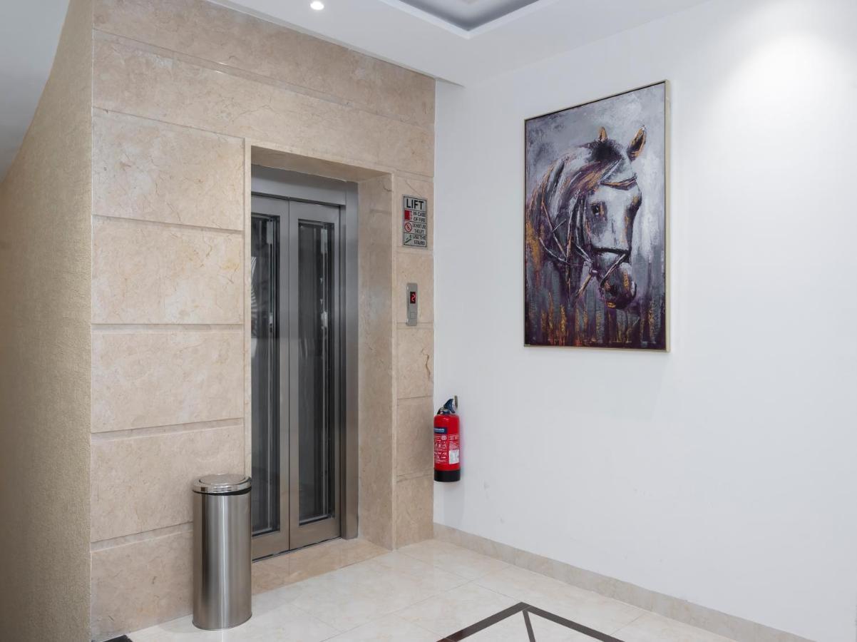 Hotel Classio Royale Αμριτσάρ Εξωτερικό φωτογραφία