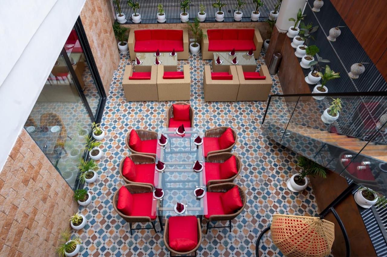 Hotel Classio Royale Αμριτσάρ Εξωτερικό φωτογραφία
