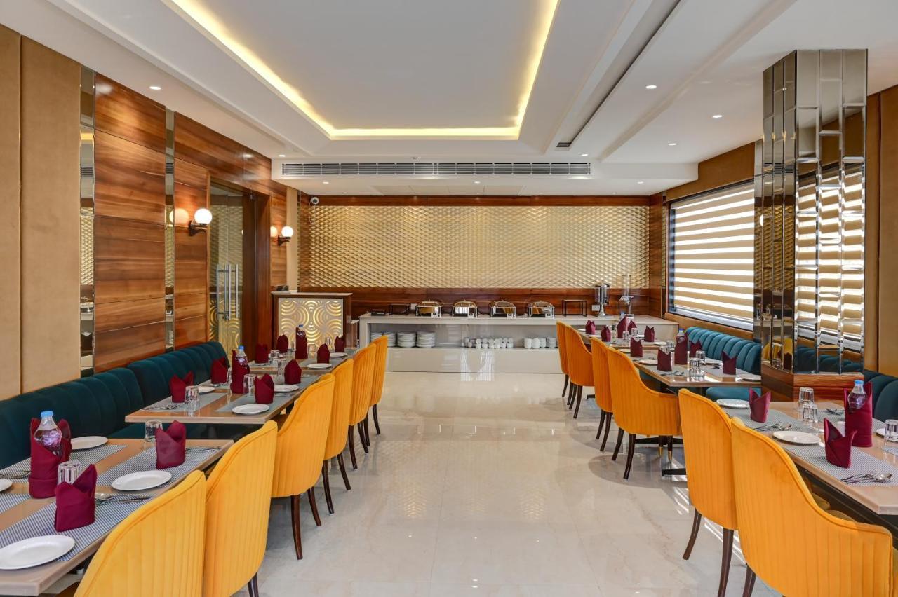 Hotel Classio Royale Αμριτσάρ Εξωτερικό φωτογραφία