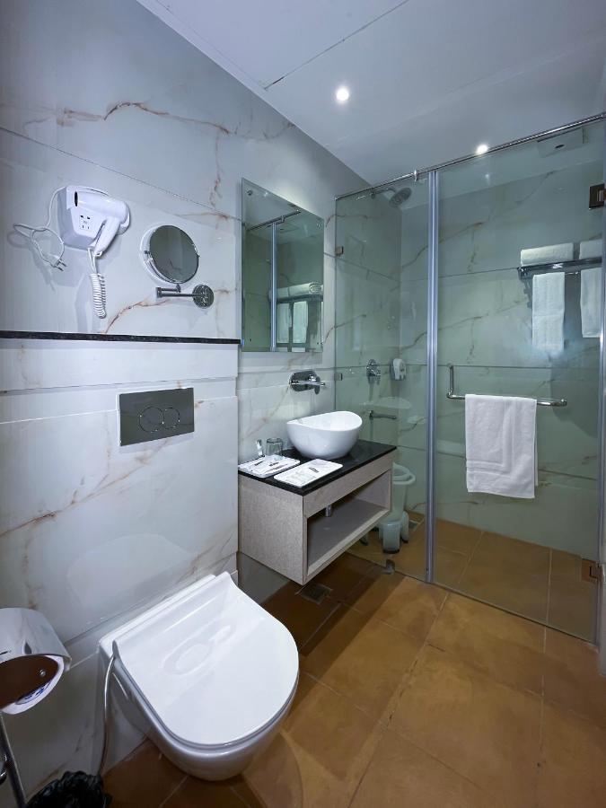 Hotel Classio Royale Αμριτσάρ Εξωτερικό φωτογραφία