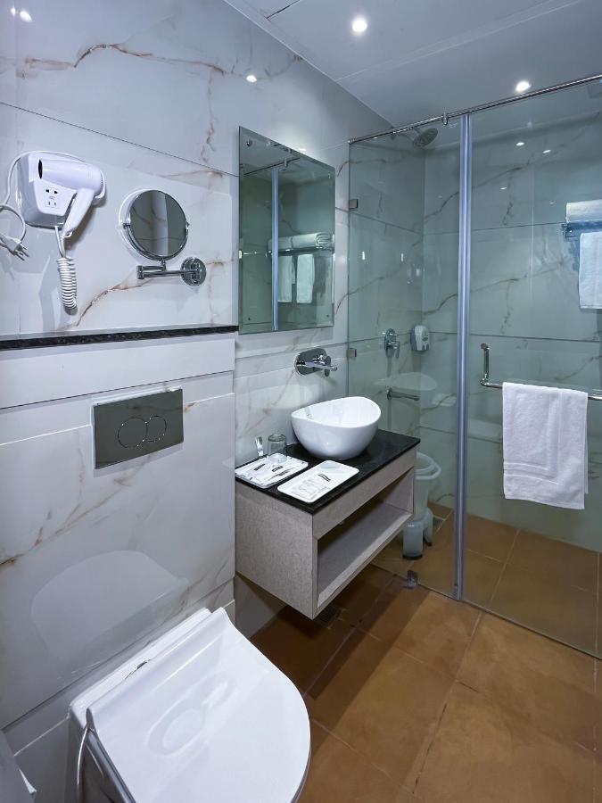 Hotel Classio Royale Αμριτσάρ Εξωτερικό φωτογραφία